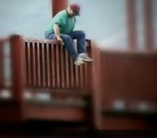 Una scena del film The Bridge