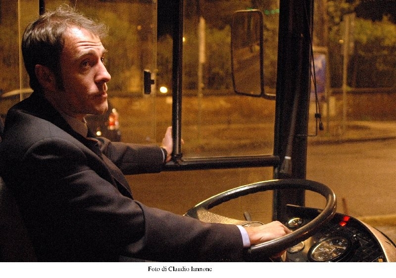 Valerio Mastandrea In Una Scena Di Notturno Bus 40459