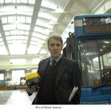 Valerio Mastandrea in una scena di Notturno Bus