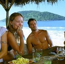Beau Garrett Olivia Wilde Josh Duhamel E Melissa George In Una Scena Del Film Turistas 40625