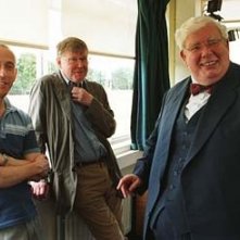 Nicholas Hytner,  Alan Bennett, e Richard Griffiths sul set del film The History Boys