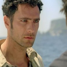 Raoul Bova in una scena del film Io, l'Altro