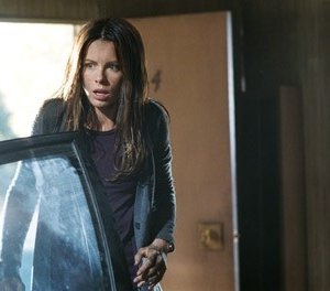 Kate Beckinsale in una scena del film Vacancy