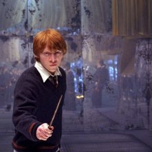 Rupert Grint in una scena del film Harry Potter e l'Ordine della Fenice