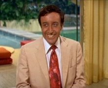 Peter Sellers In Una Scena Del Film Hollywood Party 41035