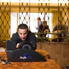 Eddie Jemison in una scena del film Ocean's Thirteen