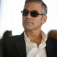 George Clooney in una scena di Ocean's Thirteen