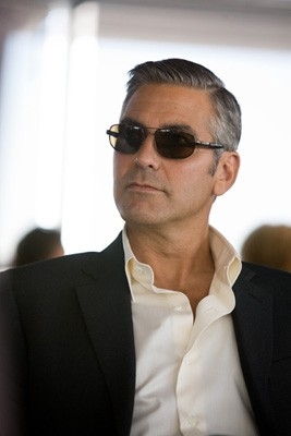 George Clooney in una scena di Ocean's Thirteen