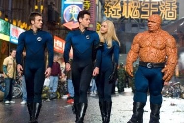 Chris Evans con Ioan Gruffudd, Jessica Alba e Michael Chiklis ne I fantastici 4 e Silver Surfer