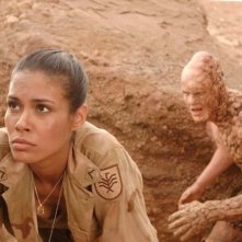 Daniella Alonso  in una scena drammatica di The Hills Have Eyes II (2007)