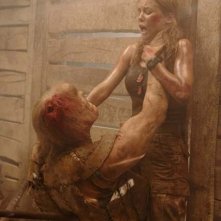 Jessica Stroup in una scena di The Hills Have Eyes II