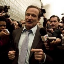 Robin Williams in una scena de L'uomo dell'anno
