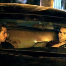 Christian Bale e Freddy Rodriguez in una scena di Harsh Times - I giorni dell'odio
