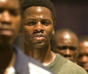 Derek Luke in una scena del film Catch a Fire