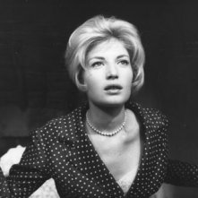 Monica Vitti in una scena de L'avventura