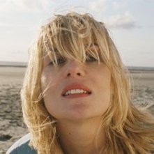 Emmanuelle Seigner in una scena del film Le scaphandre et le papillon