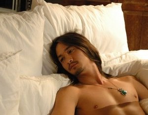 Una scena calda del film Pleasure Factory