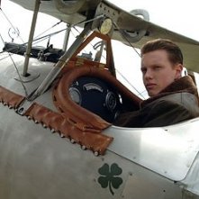 David Ellison in una scena del film Giovani Aquile