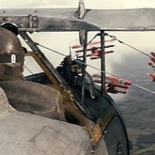 Martin Henderson in una scena del film Giovani Aquile