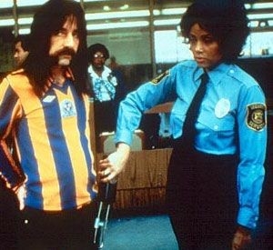 Harry Shearer in una scena del film This is Spinal Tap