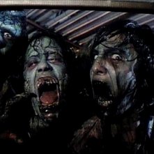  una scena di Demoni 2