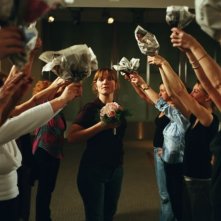 Una scena del film Confetti