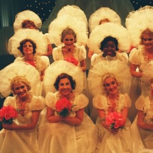 Una scena del film Confetti