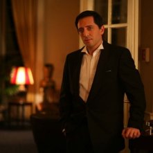 Gad Elmaleh in una scena del film Ti va di pagare?