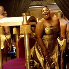 Una scintillante Monique Imes in una scena di Phat Girlz