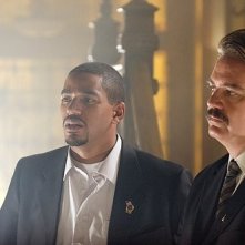 Laz Alonso e Michael Harney in una scena del film Captivity