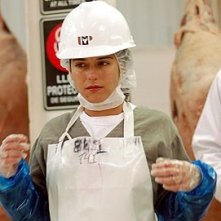 Ana Claudia Talancon in una scena del film Fast Food Nation