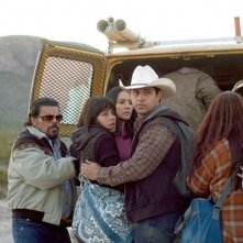 Luis Guzman, Ana Claudia Talancon, Catalina Sandino Moreno e Wilmer Valderrama in una scena del film Fast Food Nation