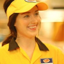 Ashley Johnson in una sequenza del film Fast Food Nation