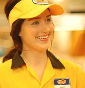 Ashley Johnson in una sequenza del film Fast Food Nation