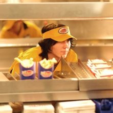 Paul Dano in una scena del film Fast Food Nation