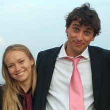 Corrado Fortuna e Elena Bouryka in una scena della commedia Agente Matrimoniale