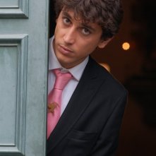 Corrado Fortuna nel film Agente Matrimoniale