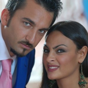 Elisa Sciuto insieme a Nicola Savino in una scena del film Agente Matrimoniale