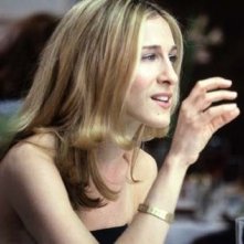 Sarah Jessica Parker in una scena di Sex and the City, episodio Sesso a tre