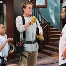 John C. McGinley, Ice Cube e Philip Bolden in una scena di Finalmente a casa