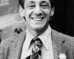 Due film su Harvey Milk?