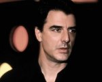 Chris Noth respinge ancora le accuse di stupro:'Non è un crimine aver tradito mia moglie'