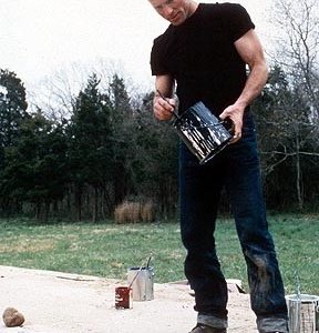 Ed Harris in una scena della biopic Pollock