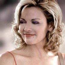 Kim Cattrall in una scena di Sex and the City, episodio Ex: la terza dimensione