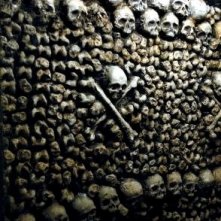 Una suggestiva immagine del film Catacombs