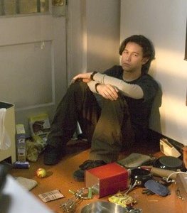 Joseph Gordon-Levitt in una scena di Sguardo nel vuoto