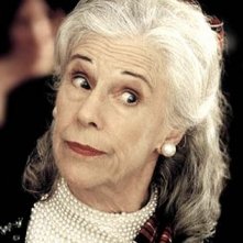 Frances Sternhagen In Una Scena Di Sex And The City Episodio Basta Dire Si 43859