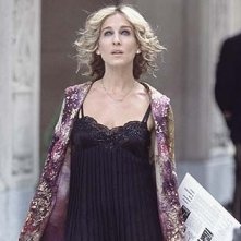 Sarah Jessica Parker in una scena di Sex and the City, episodio New York, anima mia