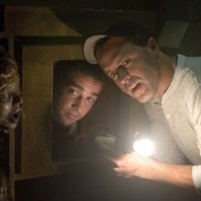 Il regista D.J. Caruso e Shia LaBeouf sul set del film Disturbia