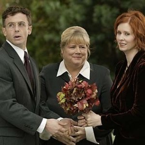 Cynthia Nixon con David Eigenberg in una scena di Sex and the City, episodio The Ick Factor